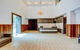 Townhouse The Madhav Sector 58 Noida Near Iskcon Temple Noida
